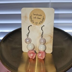 Rose & Peal earrings 🌹✨️